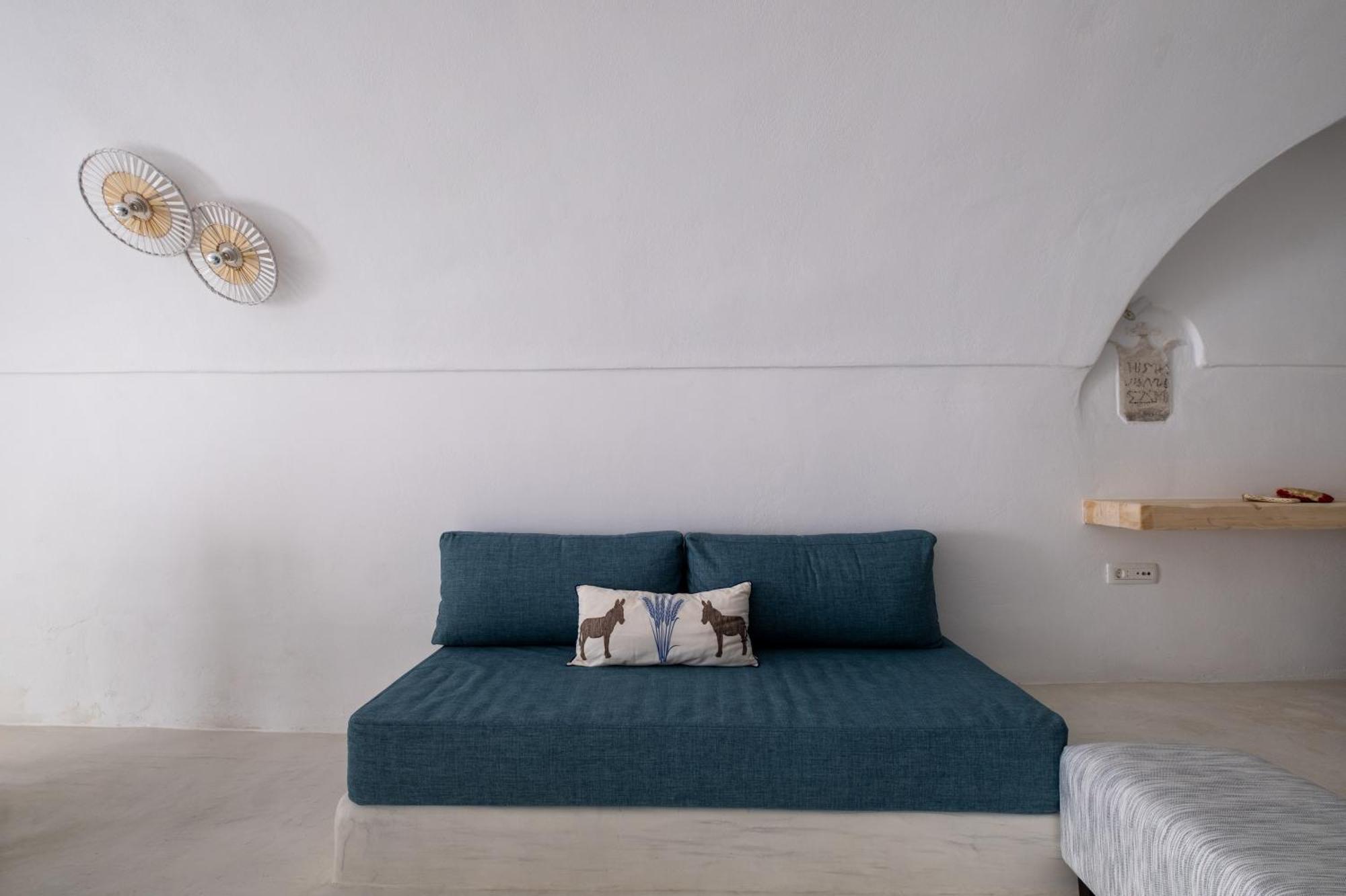 Art Canava Luxury Villas Fira  Exterior photo